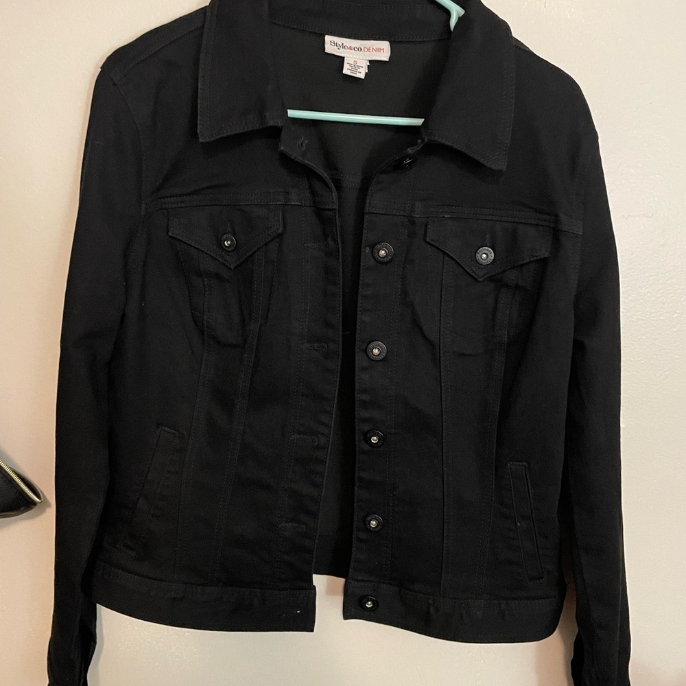 Women’s Style & Co Denim Jacket Size Small NWOT
